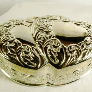 Silverplate Hinged Double Heart Engravable Trinket Box Keepsake Romantic